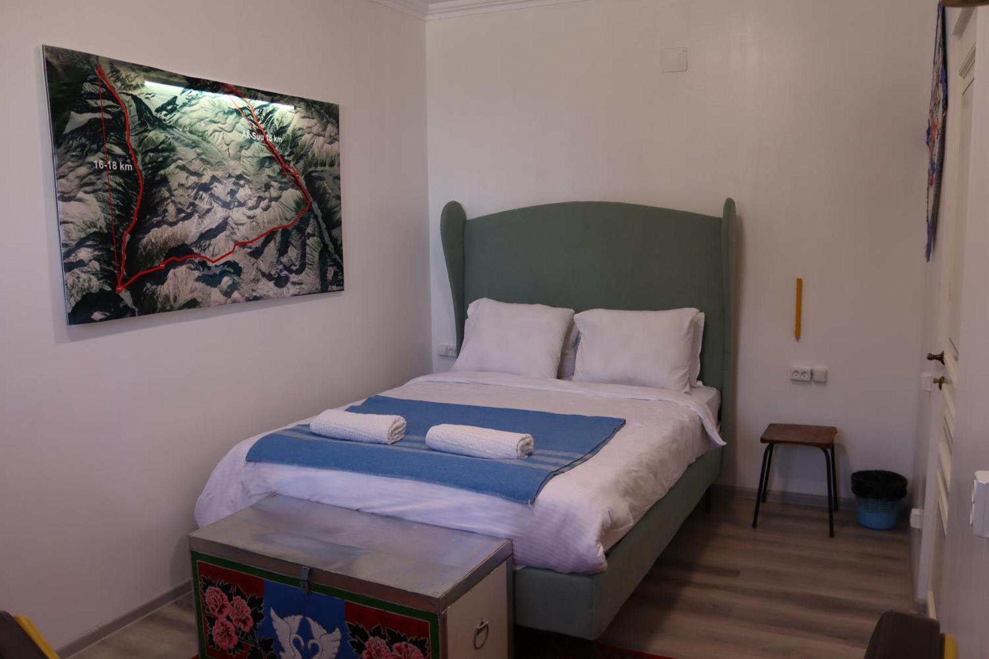Duet Hostel & Hotel Karakol Quarto foto
